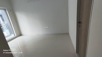 Master Bedroom in 2 BHK Apartment at Sugee Atharva, Prabhadevi – for Rent