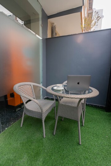 1 BHK Apartment – Exterior View View at Sector 42 - for Rent