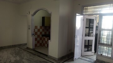 Building Lobby in 3.5 BHK Apartment at Sector 21c – for Rent