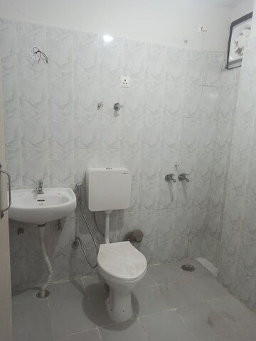 Bathroom in 3.5 BHK Apartment at Sector 21c – for Rent