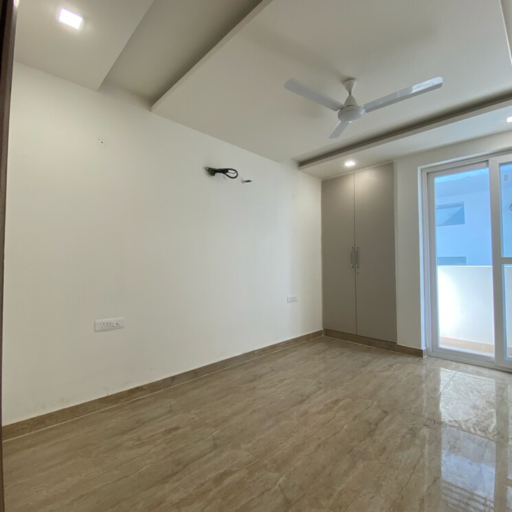 Bedroom, puri-kohinoor 3 Bedroom 150 Sq.Yd. Builder Floor In Tikawali Faridabad 8014374