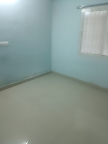 Room in 3 BHK Apartment at Nizampet – for Rent