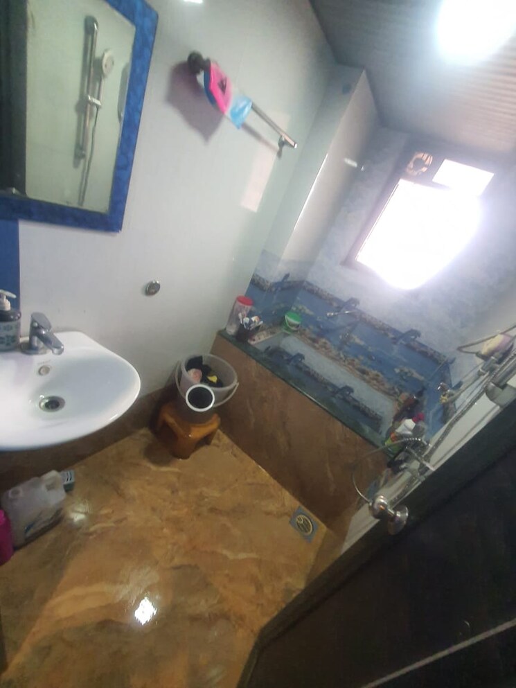 Attached Bathroom, unnathi-woods-phase-3 2 Bedroom 622 Sq.Ft. Apartment In Ghodbunder Road Thane 8014415