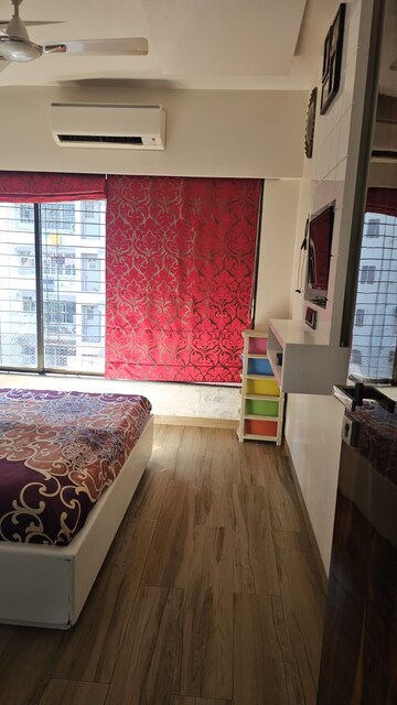 Bedroom in 2 BHK Apartment at Badshah Residency, Kandivali West – for Rent