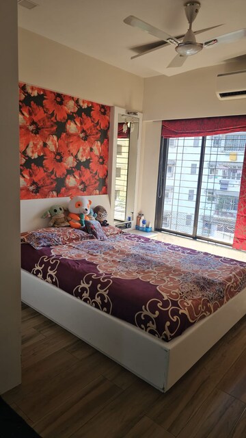 Master Bedroom in 2 BHK Apartment at Badshah Residency, Kandivali West – for Rent
