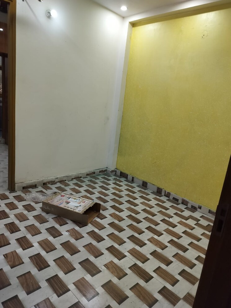 Bedroom, east delhi 2 Bedroom 820 Sq.Ft. Apartment In East Delhi Delhi 8014561