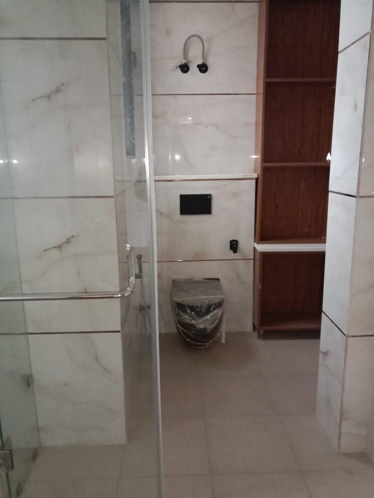 Master Bedroom, bptp-amstoria-plot 4 Bedroom 2400 Sq.Ft. Builder Floor In Sector 102 Gurgaon 8014611