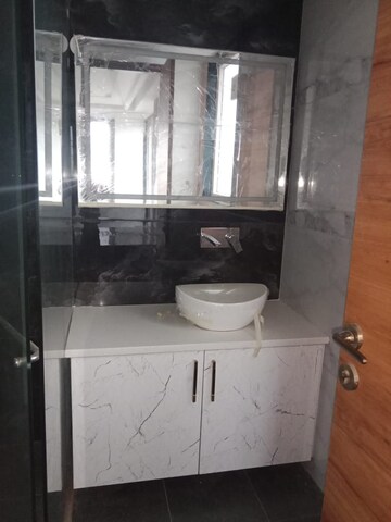 Bathroom in 4 BHK Builder Floor at BPTP Amstoria Plot, Sector 102 – for Sale