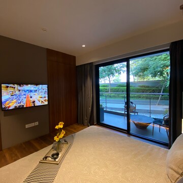 Room in 2 BHK Apartment at Krisumi Waterside Residences, Sector 36a – for Sale