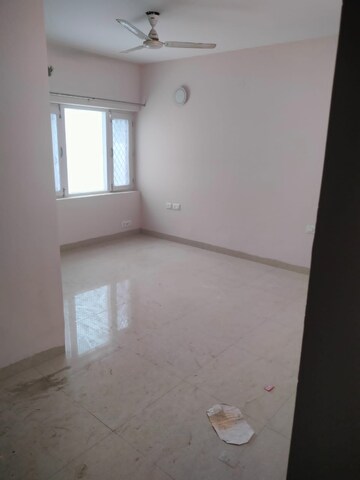 Room in 6+ BHK Independent House at Sector 23 – for Rent