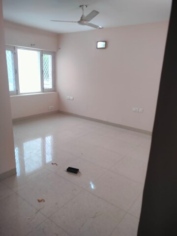 Room in 6+ BHK Independent House at Sector 23 – for Rent