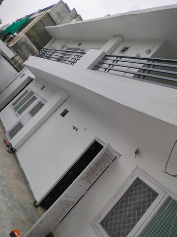 Staircase in 6+ BHK Independent House at Sector 23 – for Rent
