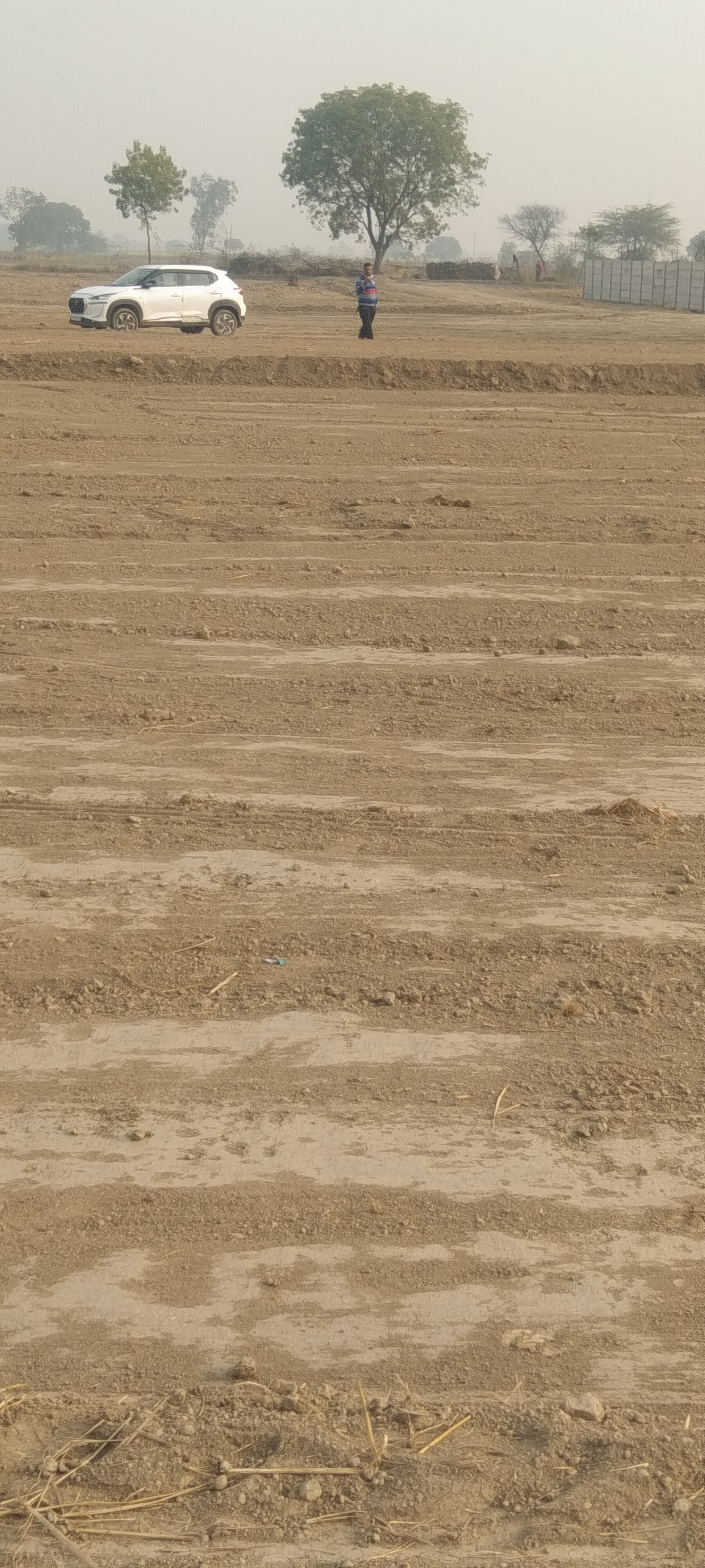 Plot For Sale in Kisan Path