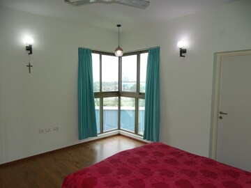 Room in 4 BHK Apartment at Budigere Cross – for Sale