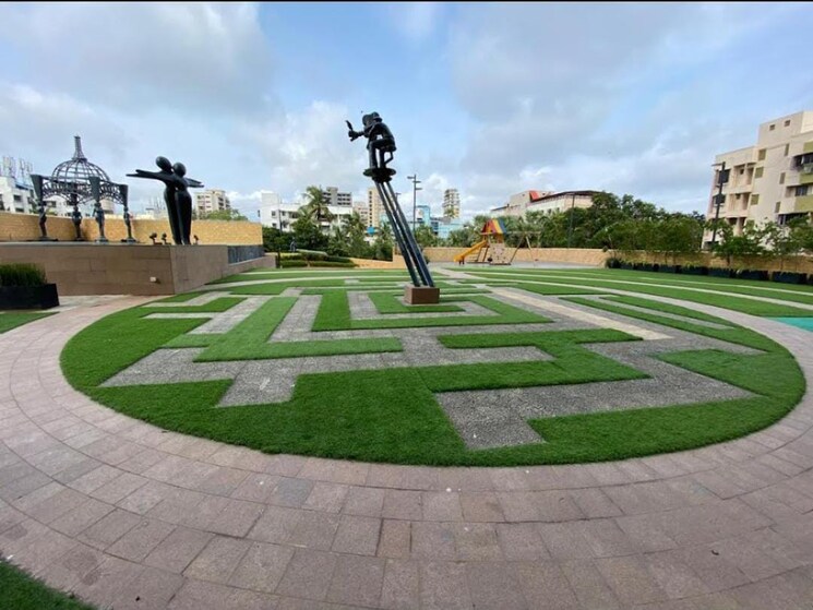 Garden, kanakia-hollywood 2 Bedroom 728 Sq.Ft. Apartment In Versova Mumbai 8014970