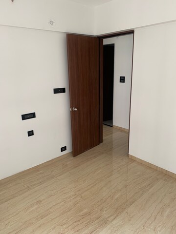 Room in 2.5 BHK Apartment at VTP Belair E And F Building, Mahalunge – for Rent