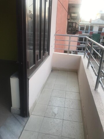 Balcony in 2 BHK Builder Floor at Sector 46 – for Rent