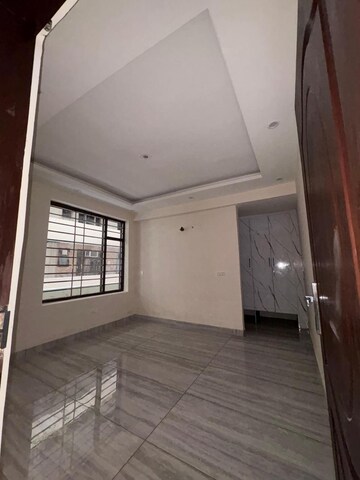 Room in 2 BHK Apartment at Fortune Regalia Towers, Dhakoli Village – for Sale