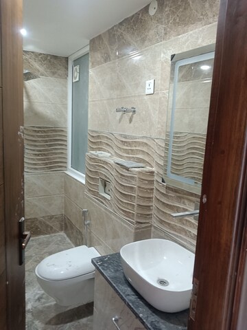 Bathroom in 3 BHK Builder Floor at Sector 9 – for Rent