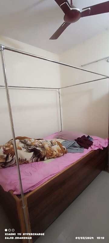 Bedroom in 2.5 BHK Apartment at Nandakini Alaknanda Estate, Amar Shaheed Path – for Rent