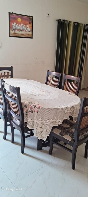 Bedroom in 2.5 BHK Apartment at Nandakini Alaknanda Estate, Amar Shaheed Path – for Rent