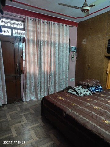 Bedroom in 4 BHK Independent House at Rohini Sector 7 – for Sale