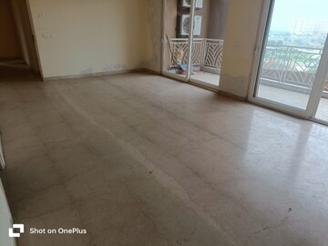Room in 3 BHK Apartment at AIPL The Peaceful Homes, Sector 70a – for Sale
