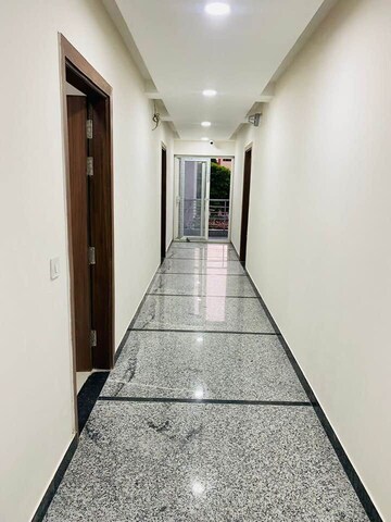 Room in  Pg at Sector 32 – for Rent
