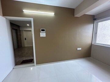 Room in 1 BHK Apartment at Sindhi Society, Chembur – for Rent