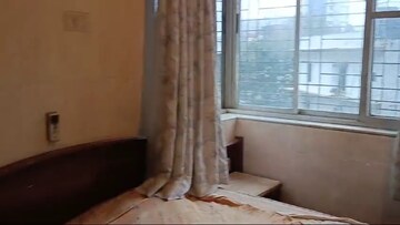 Bedroom in 2 BHK Apartment at Sion – for Rent