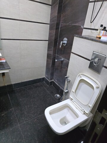 Bathroom in 3 BHK Builder Floor at Green Park – for Rent