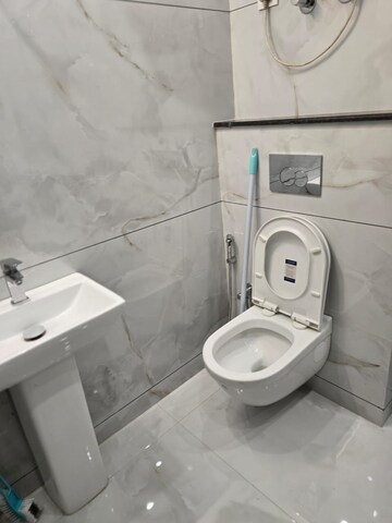 Bathroom in 3 BHK Builder Floor at Green Park – for Rent
