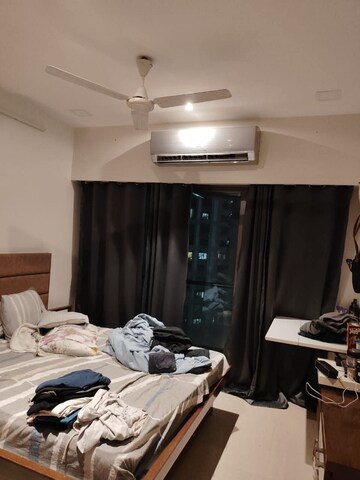 Master Bedroom in 3 BHK Apartment at Andheri West – for Rent