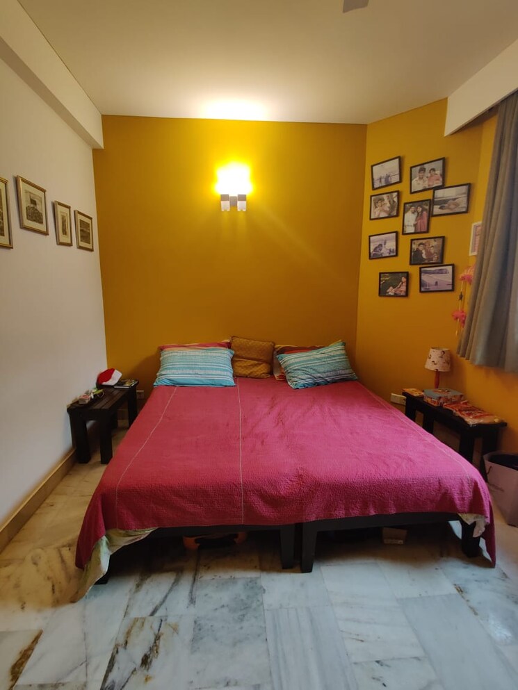 Master Bedroom, south extension ii 5 Bedroom 500 Sq.Yd. Builder Floor In South Extension ii Delhi 8015727