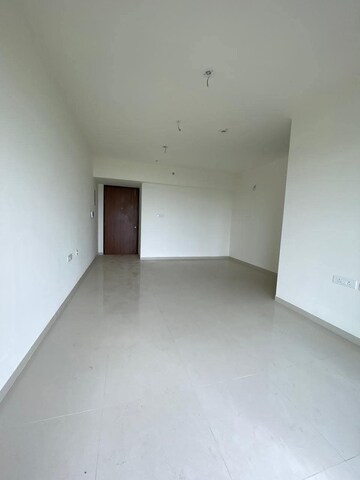 Room in 2 BHK Apartment at Lodha Splendora, Ghodbunder Road – for Sale