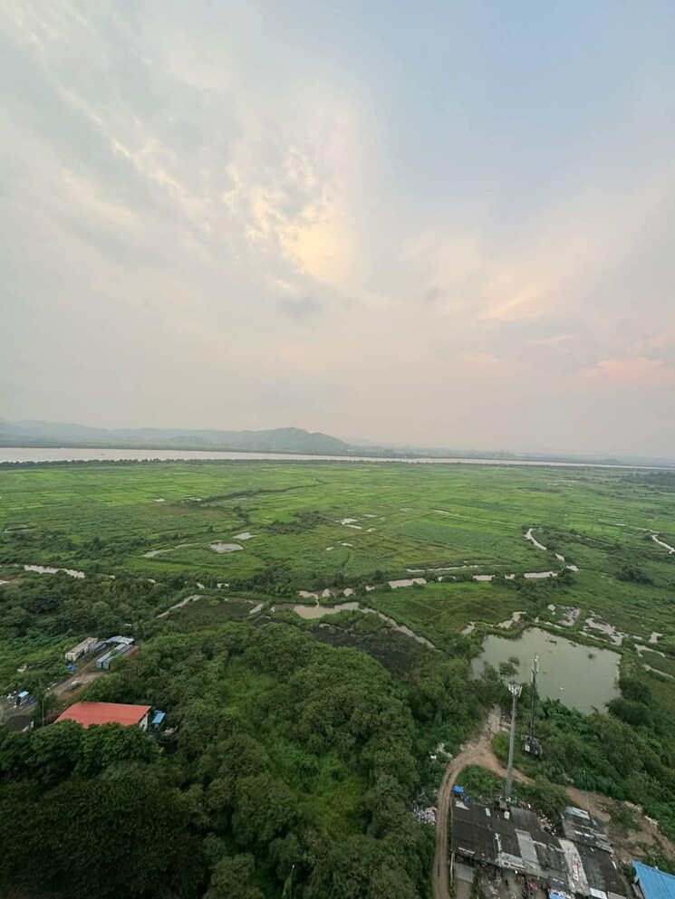 Garden, lodha-splendora 2 Bedroom 680 Sq.Ft. Apartment In Ghodbunder Road Thane 8015758