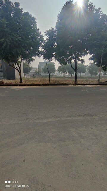  Plot – Exterior View View at Sector 16 - for Sale