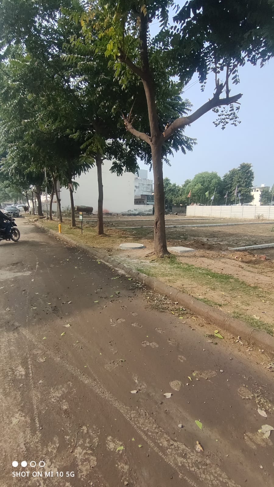 Plot For Sale in Sector 16