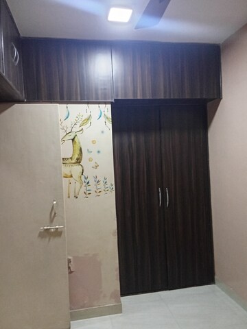 Furnished Amenities in 1 BHK Apartment at Sagar Sangeet CHS, Borivali West – for Rent
