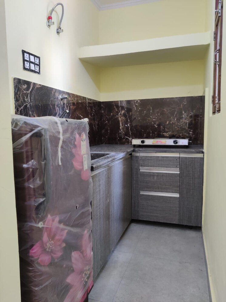 Master Bedroom, ansal-plaza-sector-23 1 RK 550 Sq.Ft. Builder Floor In Sector 23 Gurgaon 8015812