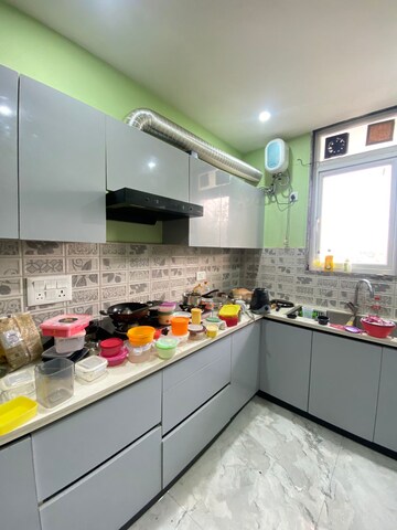 Master Bedroom in 2 BHK Builder Floor at Ansal Plaza Sector-23, Sector 23 – for Rent