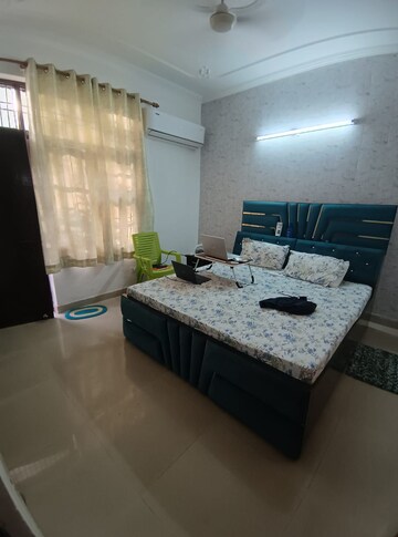 Bedroom in 2 BHK Builder Floor at Ansal Plaza Sector-23, Sector 23 – for Rent
