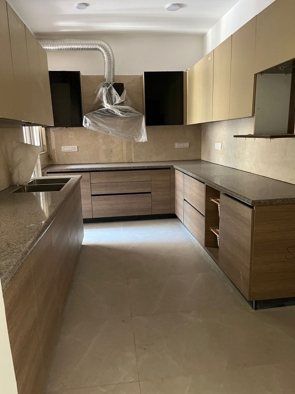 3 BHK + Servant Room,Study Room Builder Floor For Sale in Sector 70