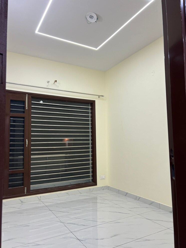 Room, nk-sharma-savitry-greens 2.5 Bedroom 1230 Sq.Ft. Apartment In Lohgarh Zirakpur 8015901