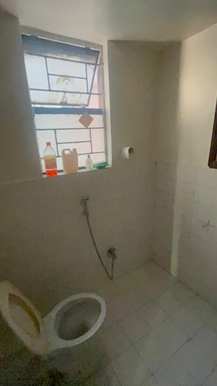 Bathroom, ashwini-palace 2 Bedroom 1050 Sq.Ft. Apartment In Wanowrie Pune 8015904