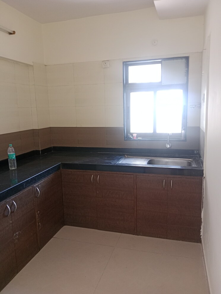 Kitchen, dosti-vihar 2 Bedroom 837 Sq.Ft. Apartment In Samata Nagar Thane 8015911