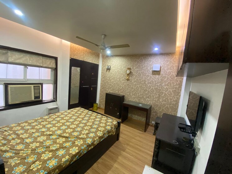 Bedroom, bptp-district 3 Bedroom 1600 Sq.Ft. Builder Floor In Sector 81 Faridabad 8015912