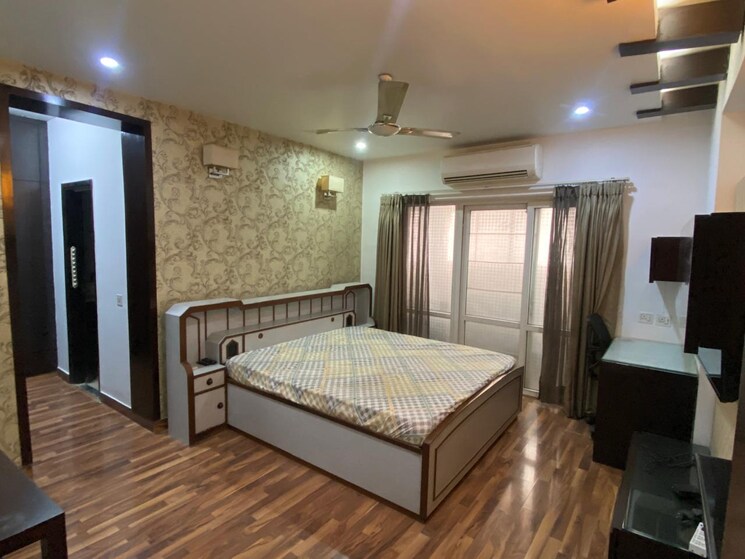Bedroom, bptp-district 3 Bedroom 1600 Sq.Ft. Builder Floor In Sector 81 Faridabad 8015912