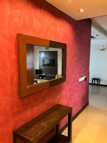 Furnished Amenities in 3 BHK Builder Floor at BPTP District, Sector 81 – for Sale