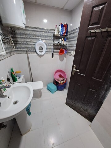 Master Bedroom in 3 BHK Apartment at Supertech Cape Town, Sector 74 – for Sale